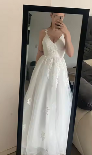 Alicia Lace wedding dress